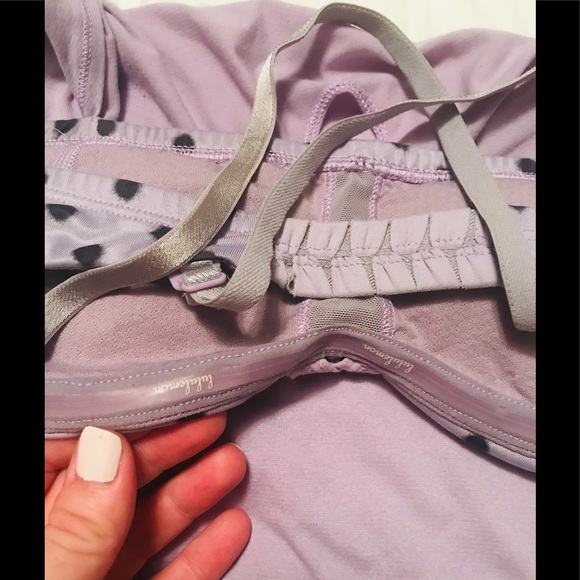 Lavender Lululemon workout yoga tank top - Picture 5 of 11